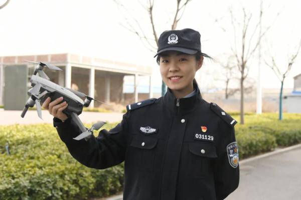 训练基地|这群女警花，真棒！早安~