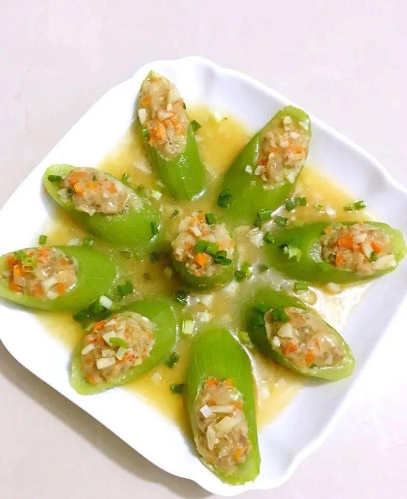 酿丝瓜鲜香嫩滑味道好极了适合夏季吃的蔬菜