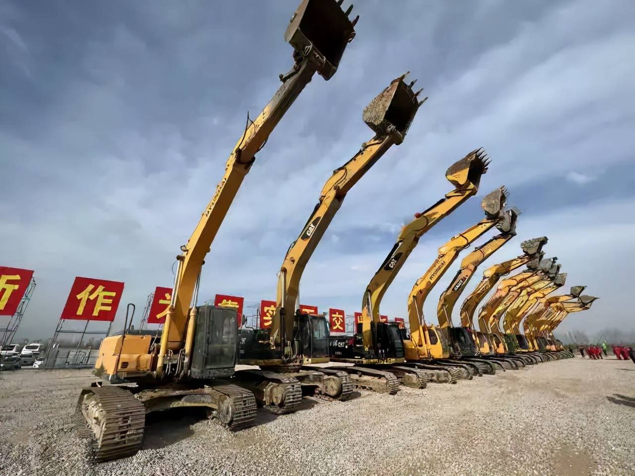 超燃今天宁夏1076个重大项目集中开工