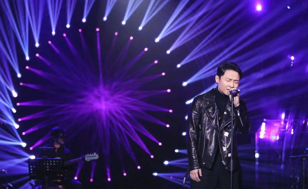 13年前的冠军歌手曾一鸣唱功这么好为什么不红