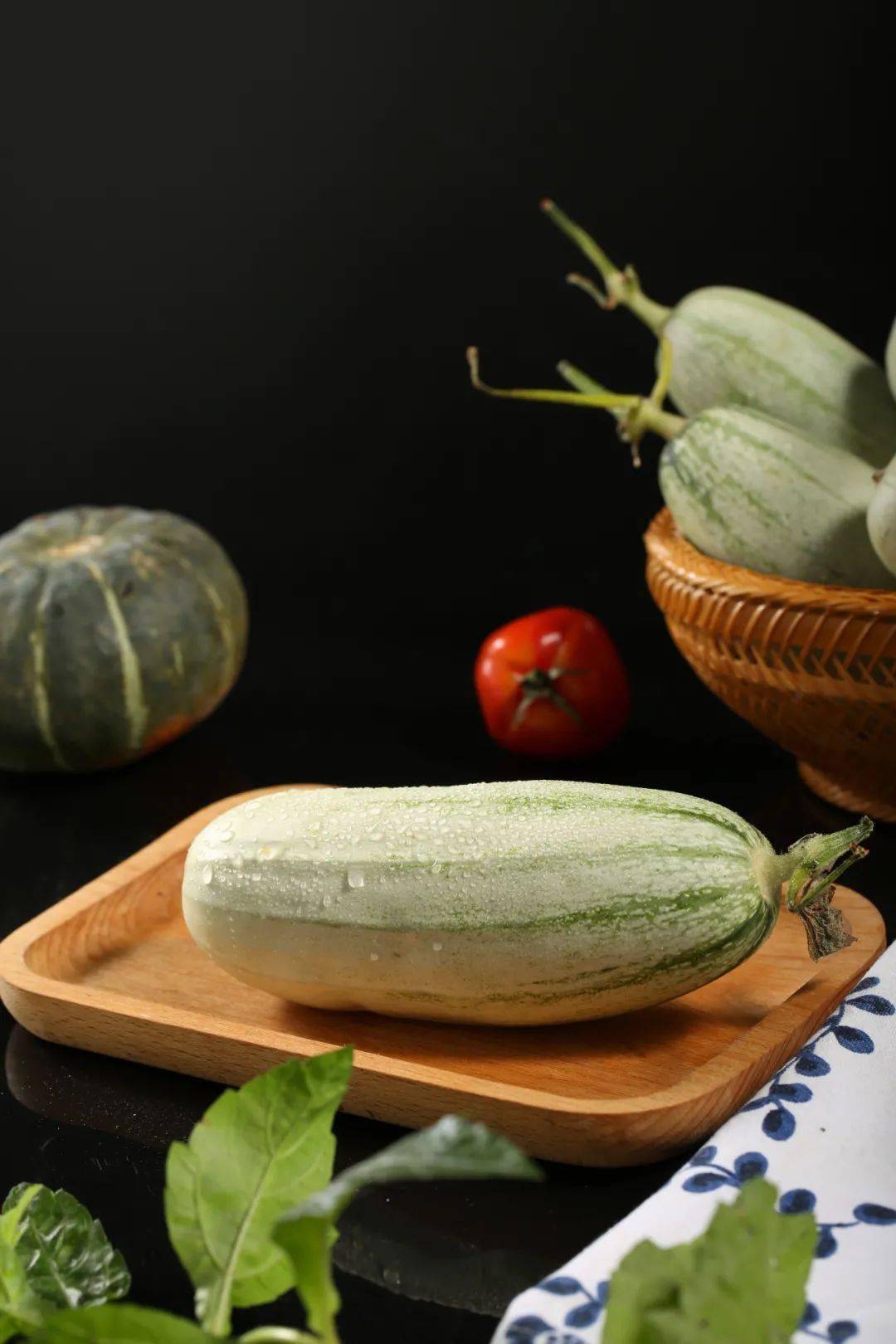 产地食材▎春季头茬博洋61羊角蜜咬一口香甜流蜜连籽带瓤都能吃