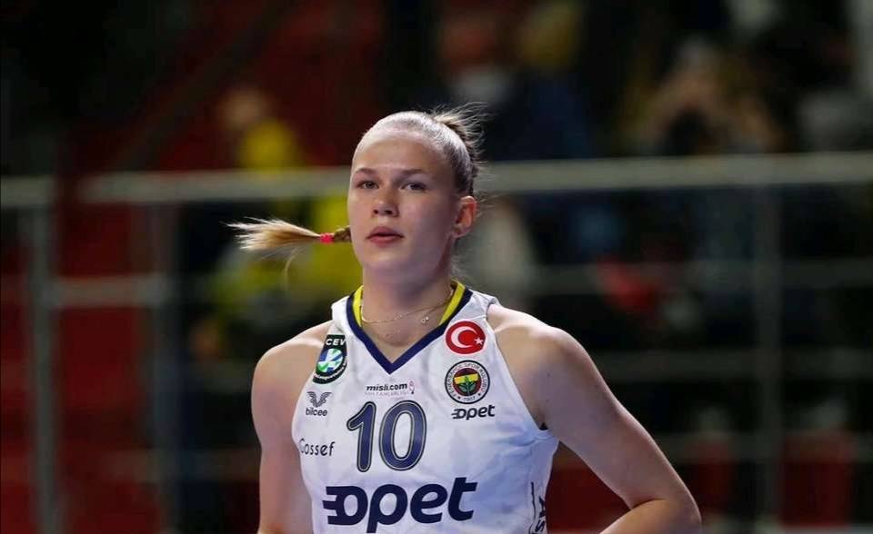 原创小彩娃技术全面不输朱婷可惜不能参加大赛如能来中国就好了