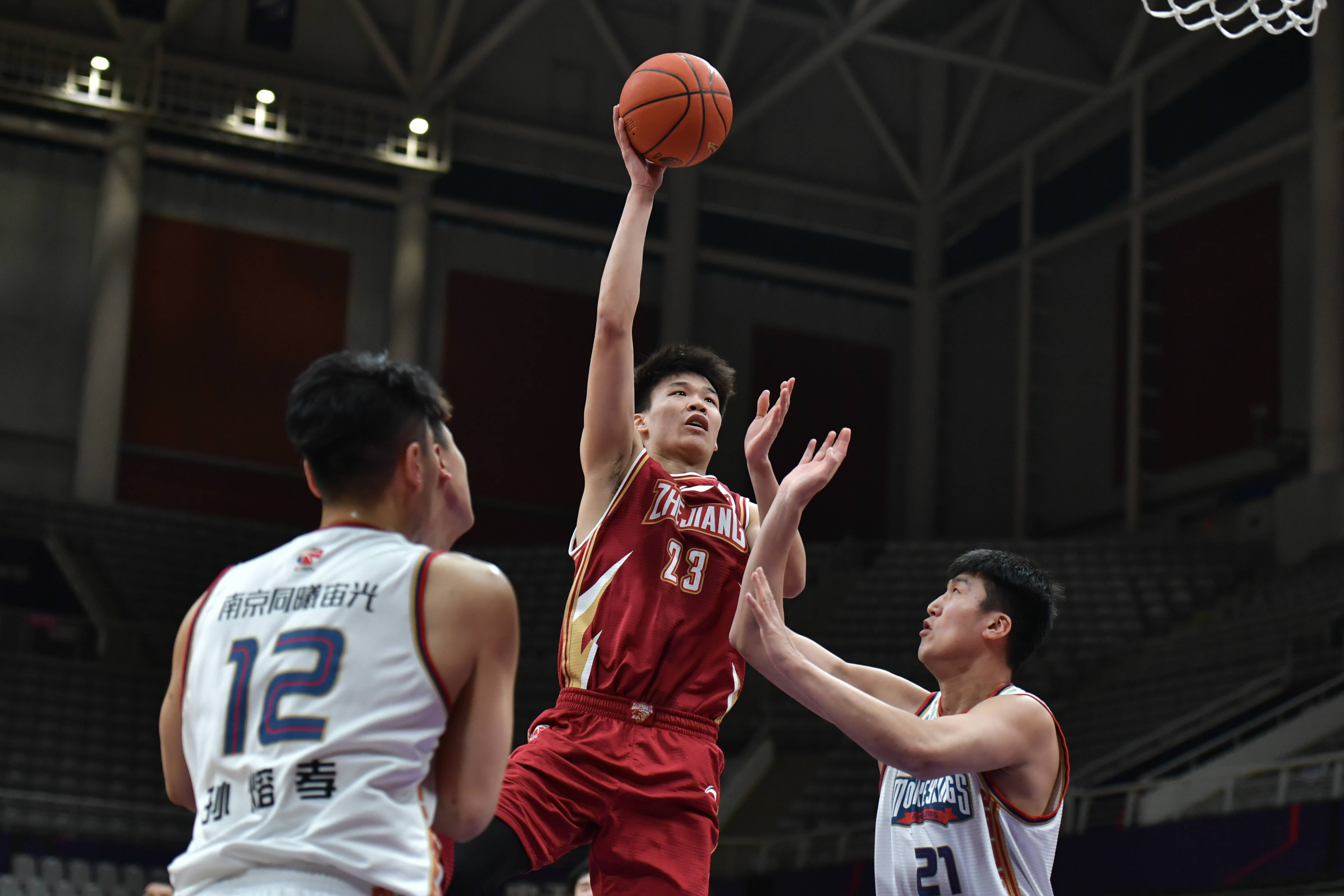 篮球——cba第三阶段:浙江稠州金租胜南京同曦宙光_比赛_新华社_球员