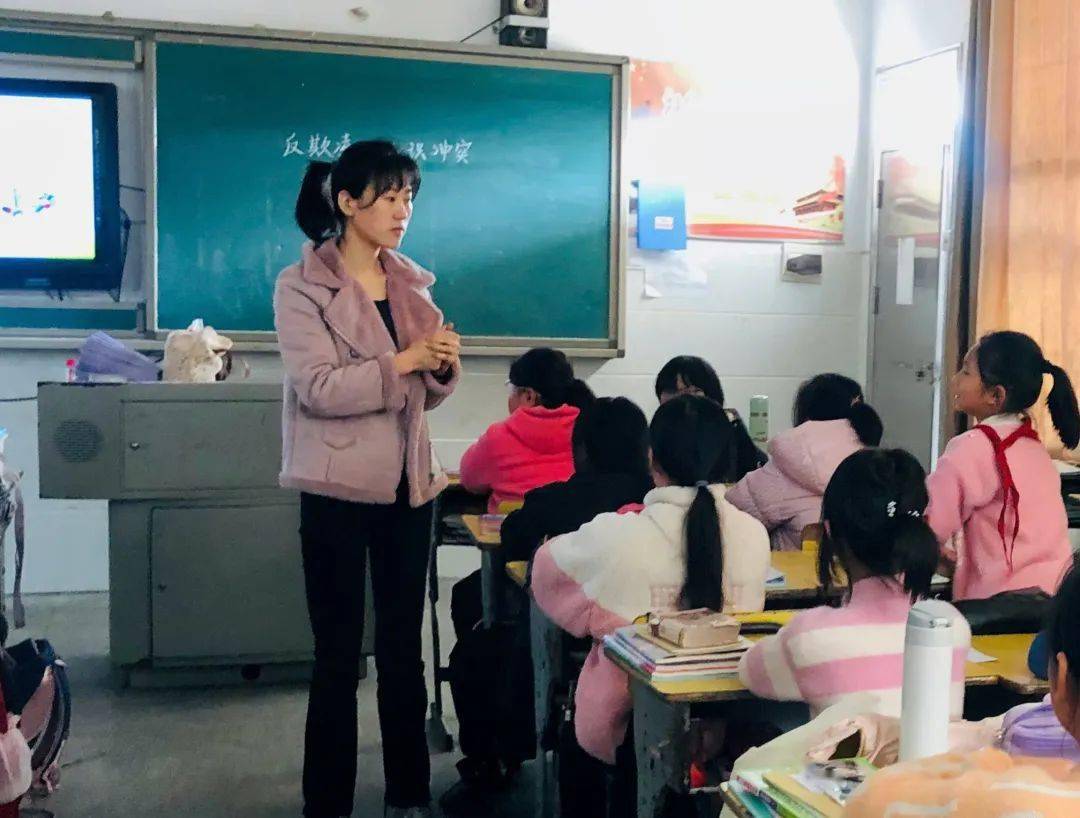 麻君攸县江桥中学 颜可馨攸县大洲小学 陈平攸县坪阳庙中学 何艳兰