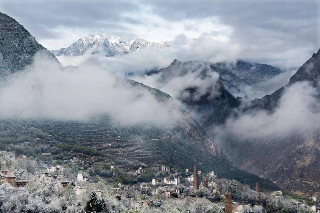 在国家地理力推的"女儿国",留待明年花开时_金川_丹巴_河谷