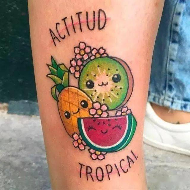 各式各样的水果纹身.
