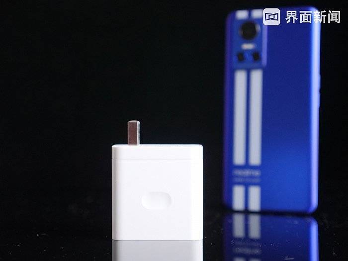 新机|150W充电有多快?真我GT Neo3体验