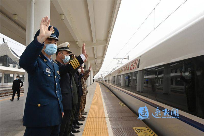 戎装赤子心,入伍逐梦去,宿迁欢送600余名新兵入伍_部队_夏卫平_军人