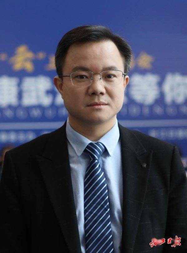给编制,给安家费,武汉五家医院院长拿出家底直播带"岗"