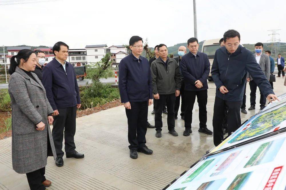 何朝建:提高站位强谋划 盘活资源挖潜力 做大做强工业经济加快推进乡