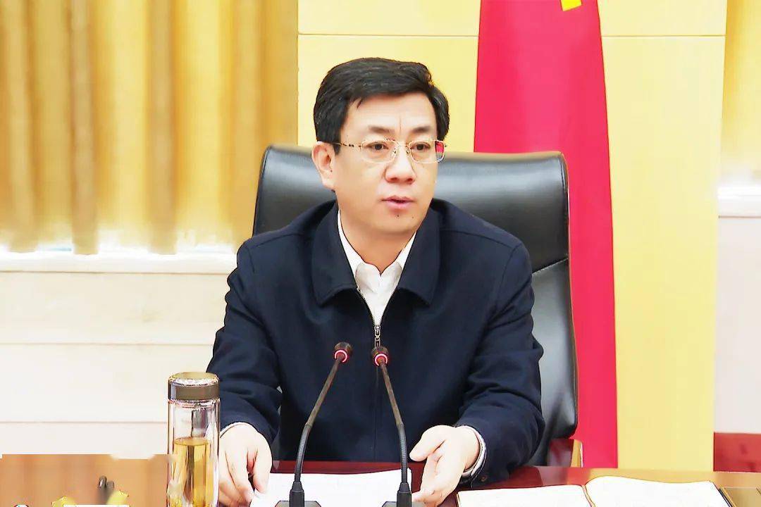 针对这项工作县委书记吴昊要求这么干