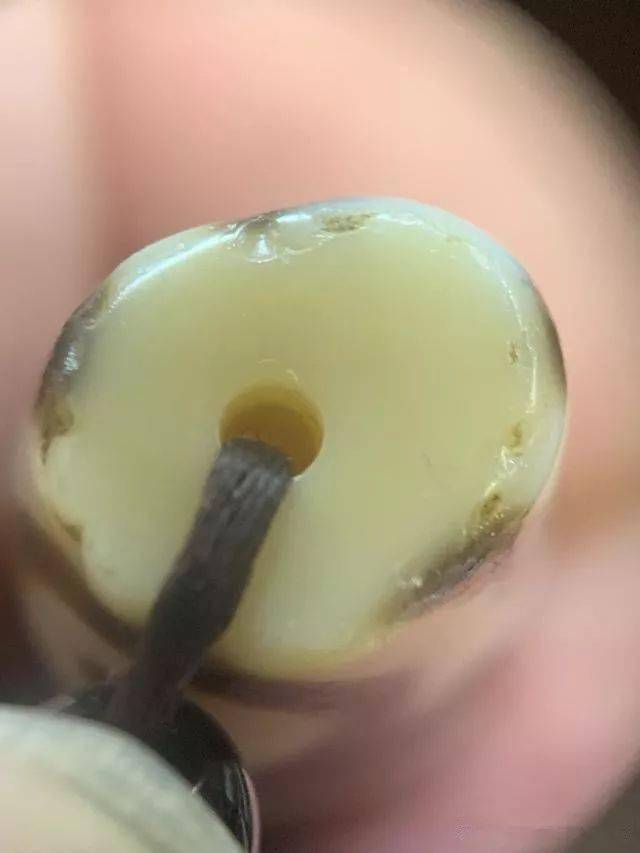 千年老天珠孔道鉴定方法,几十张图让你看懂天珠孔道_痕迹_断面_古珠