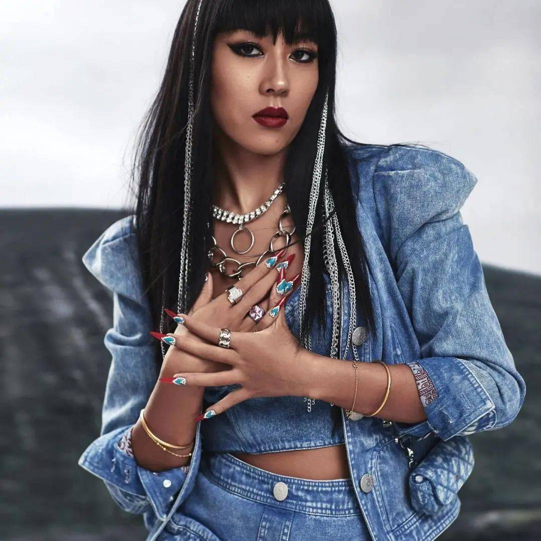 扒一扒女明星们最爱的美甲快来get同款