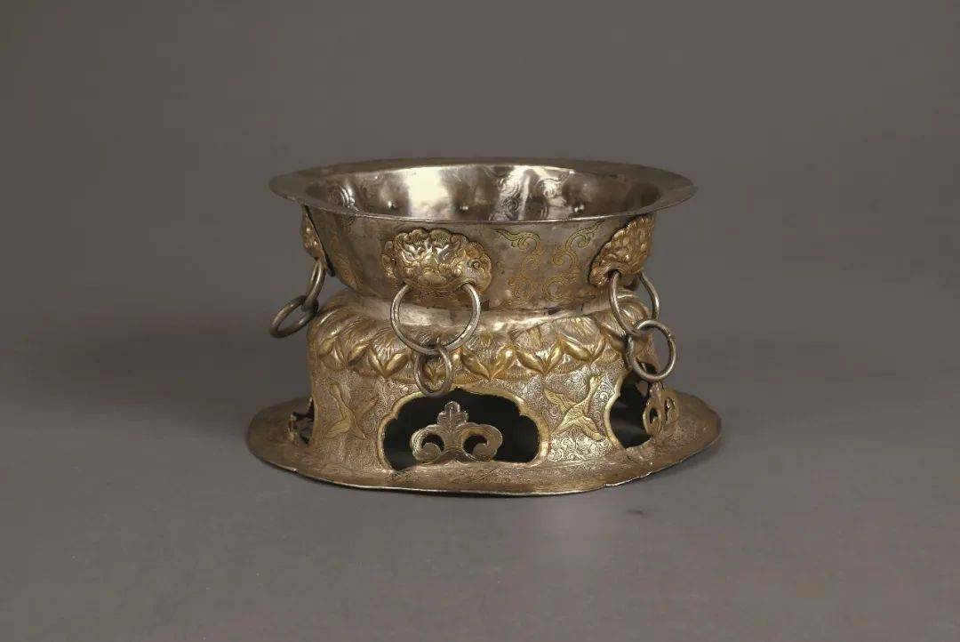 法门寺金银器文物上的书法