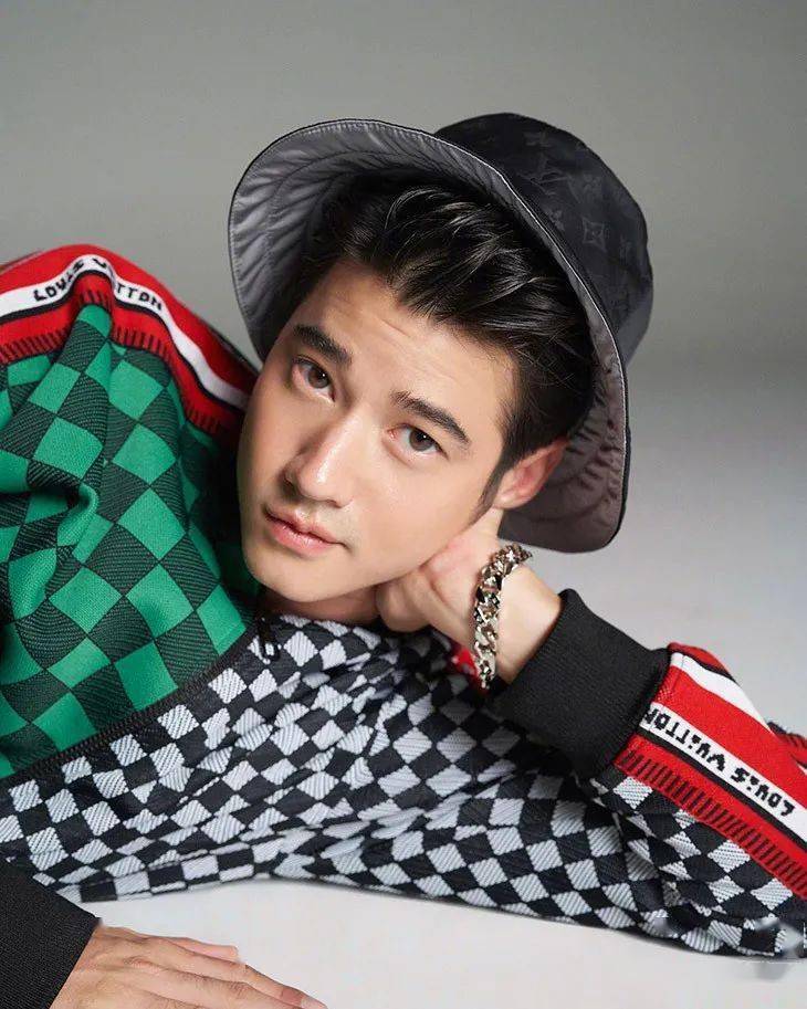 阿亮学长马里奥芭莎男士杂志大片而立之年美貌不下线