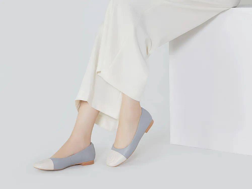 特惠价春天必入的两双鞋，百搭又好看