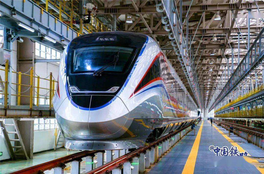 中车长客:我国首列新一代智能城际动车组抵达贵阳_科技_特色_列车