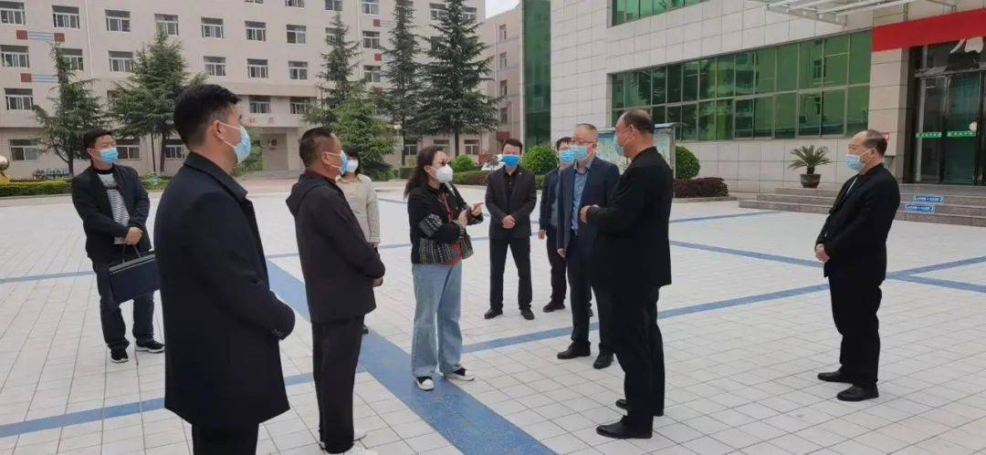 政府教育总督学陈蓓来眉县中学检查疫情防控工作_师生_校园_赵永和