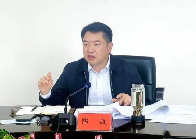 陶毅指出,近年来昭通中心城市发生了巨大变化,老旧小区配套设施,市政