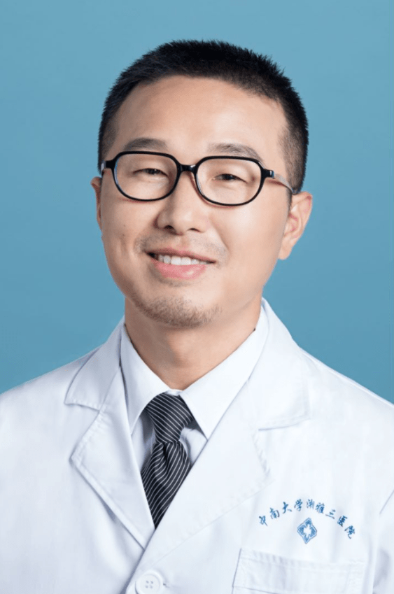 隆金松护师,男科专科护士,中国性学会护理专委会委员.