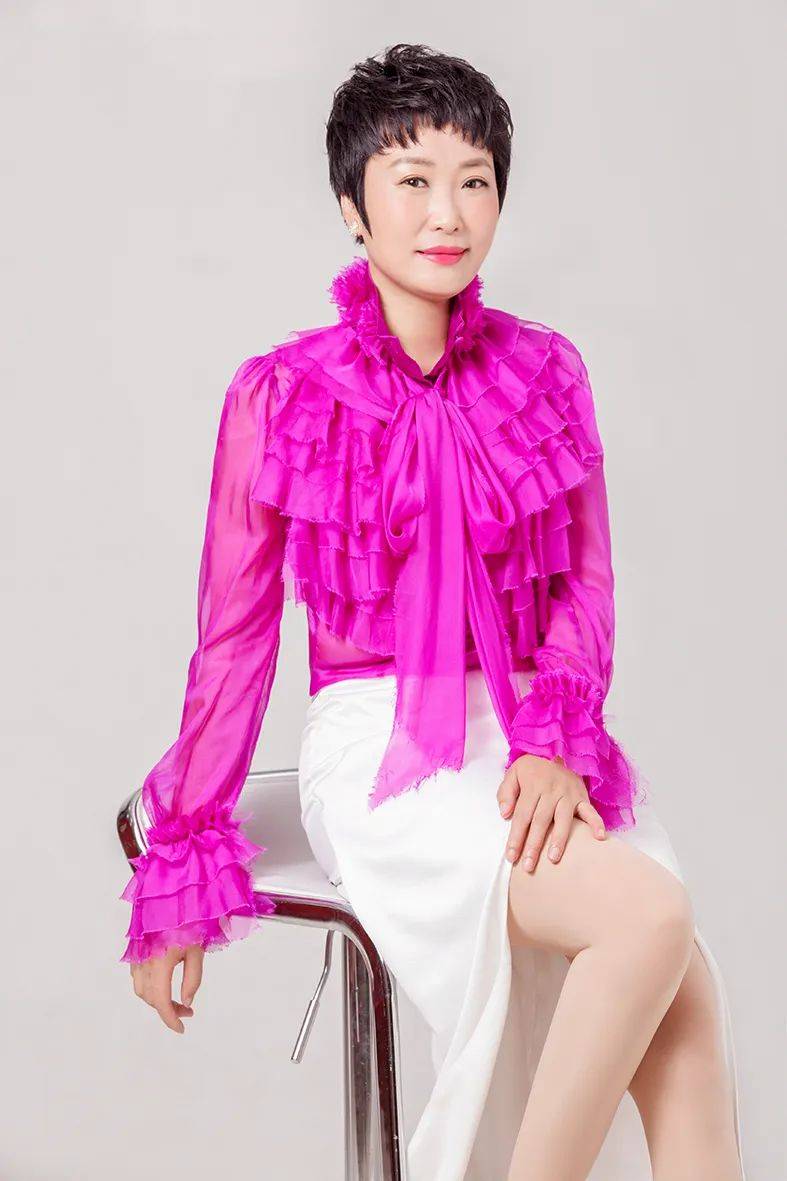 张雪梅销冠之路信念与专业是垫脚石