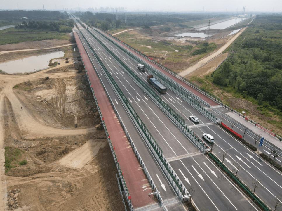 合六叶公路桥施工建设中的引江济巢段三座大桥姥山大桥姥山大桥初见