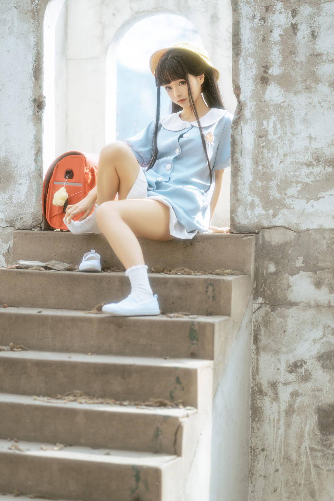 少女写真,可爱小黄帽_小朋友_沫沫_图片