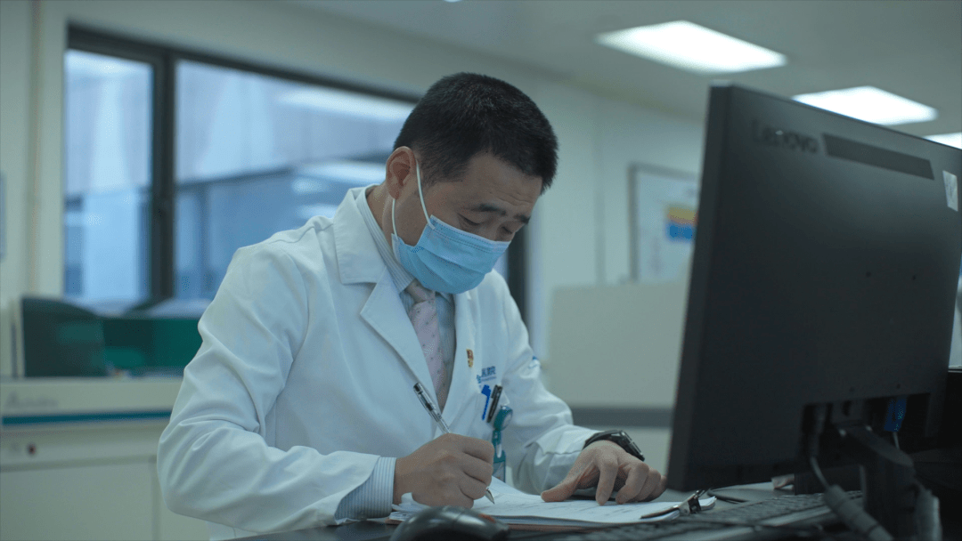 马拥军献身医学检验甘做幕后耕耘者