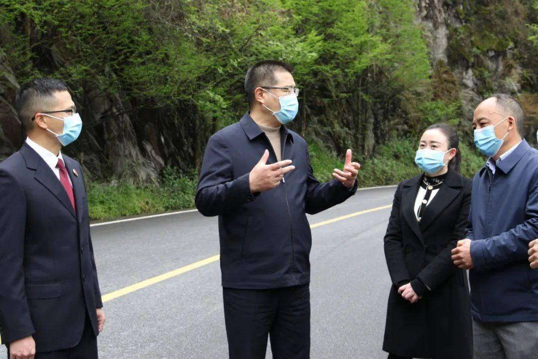 滕远东带队到高燕镇开展巡河并督导春耕生产等工作_高燕段_情况_河流