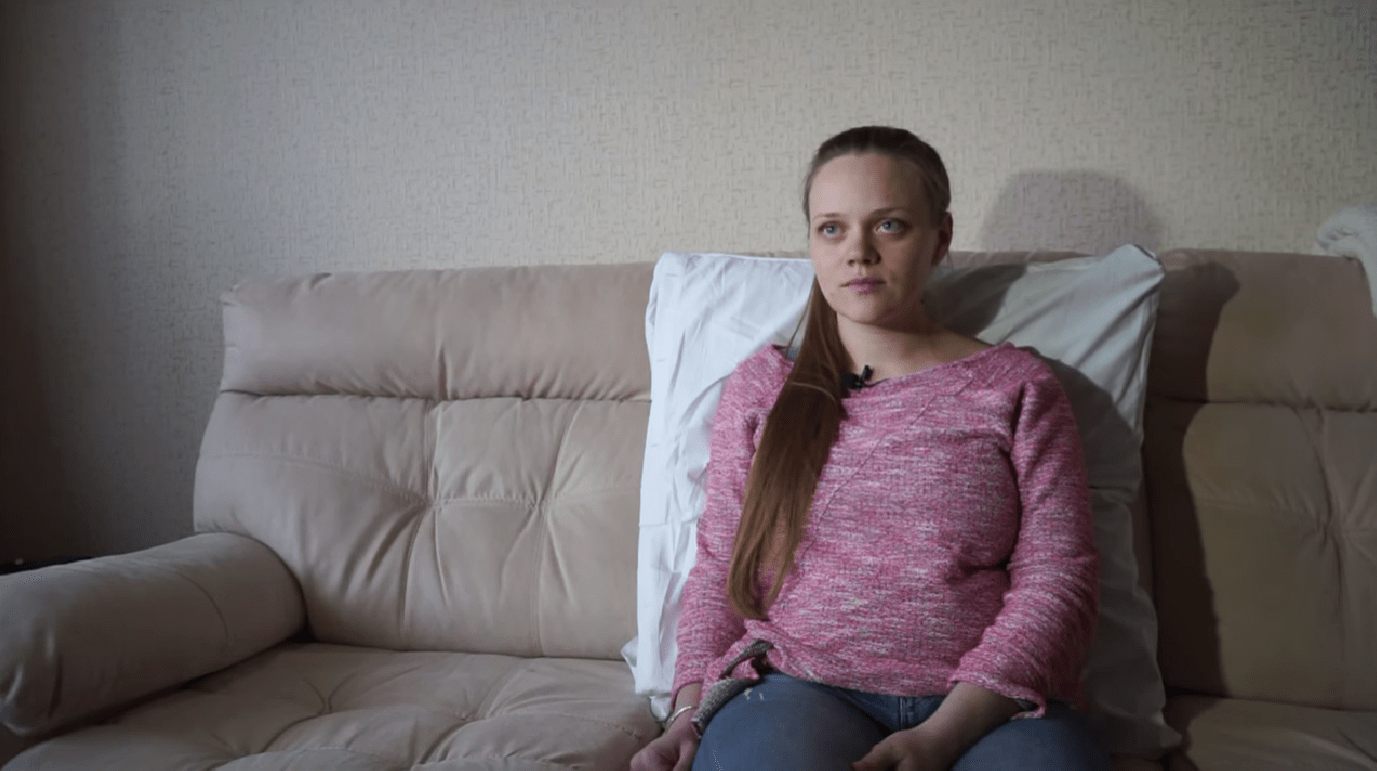 马里乌波尔妇产医院产妇接受俄媒采访，否认俄军空袭还批美联社