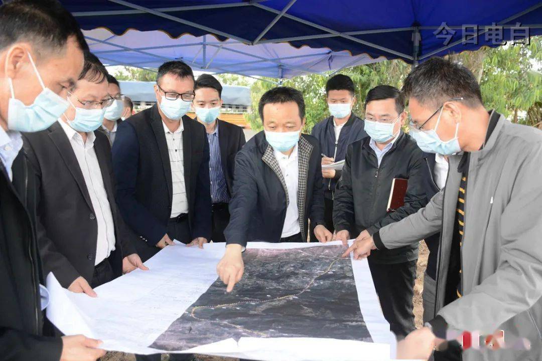 4月2日下午,电白区委副书记,区长陈研带队到陈村街道,旦场镇,树仔镇