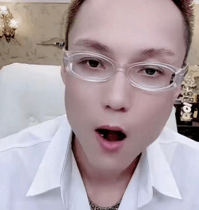 娜美宣布退网澳门雷少支招浩南可以走法律程序起诉二子爷