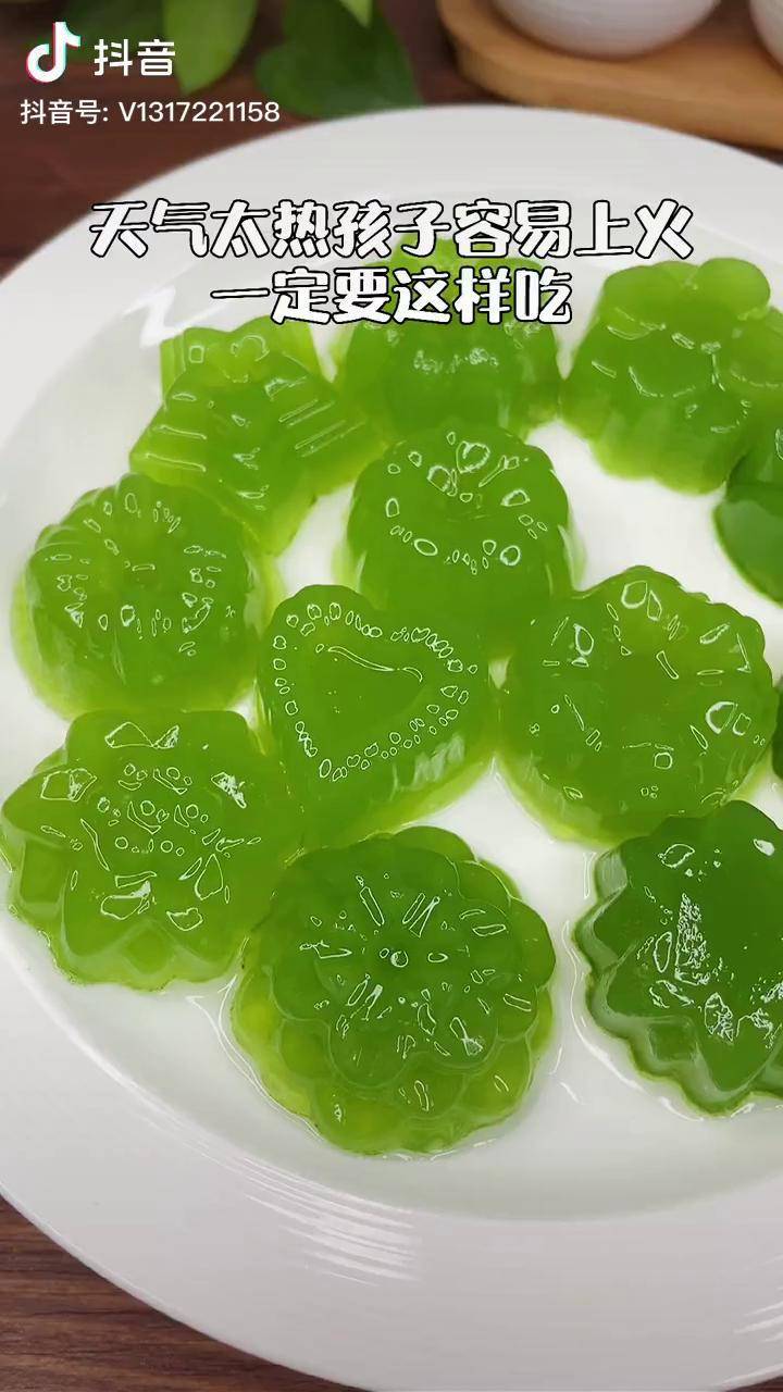 清甜可口,冰凉爽滑特别好吃抖音美食创作人 果冻_黄瓜_果冻_孩子