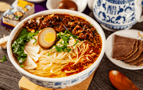 9单人豪华套餐丨5店通用丨剁椒面给你的春天开开胃_电话_兰州_商家