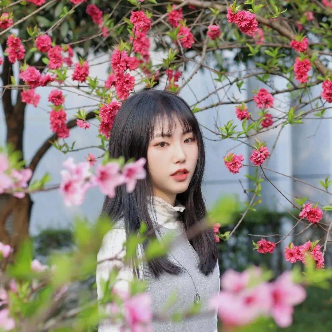 四川高校春景人像照2.0上线!