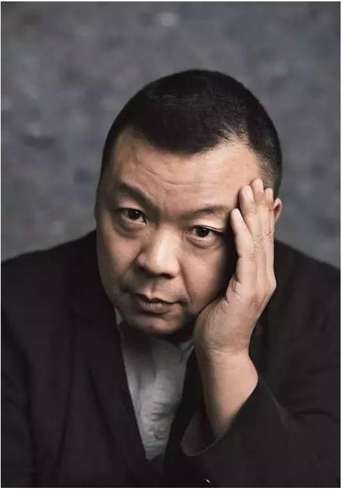 藏在美贺庄园葡萄酒酒标里的《百老汇往事》_刘野_蒙德里安_工艺美术