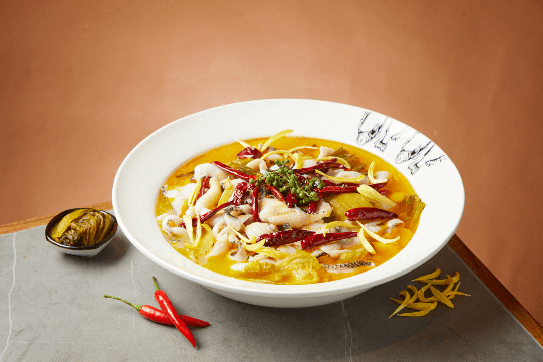 裕华万达新辣道鱼火锅一盆酸菜鱼一釜炝锅鱼价值220元超值套餐99元抢