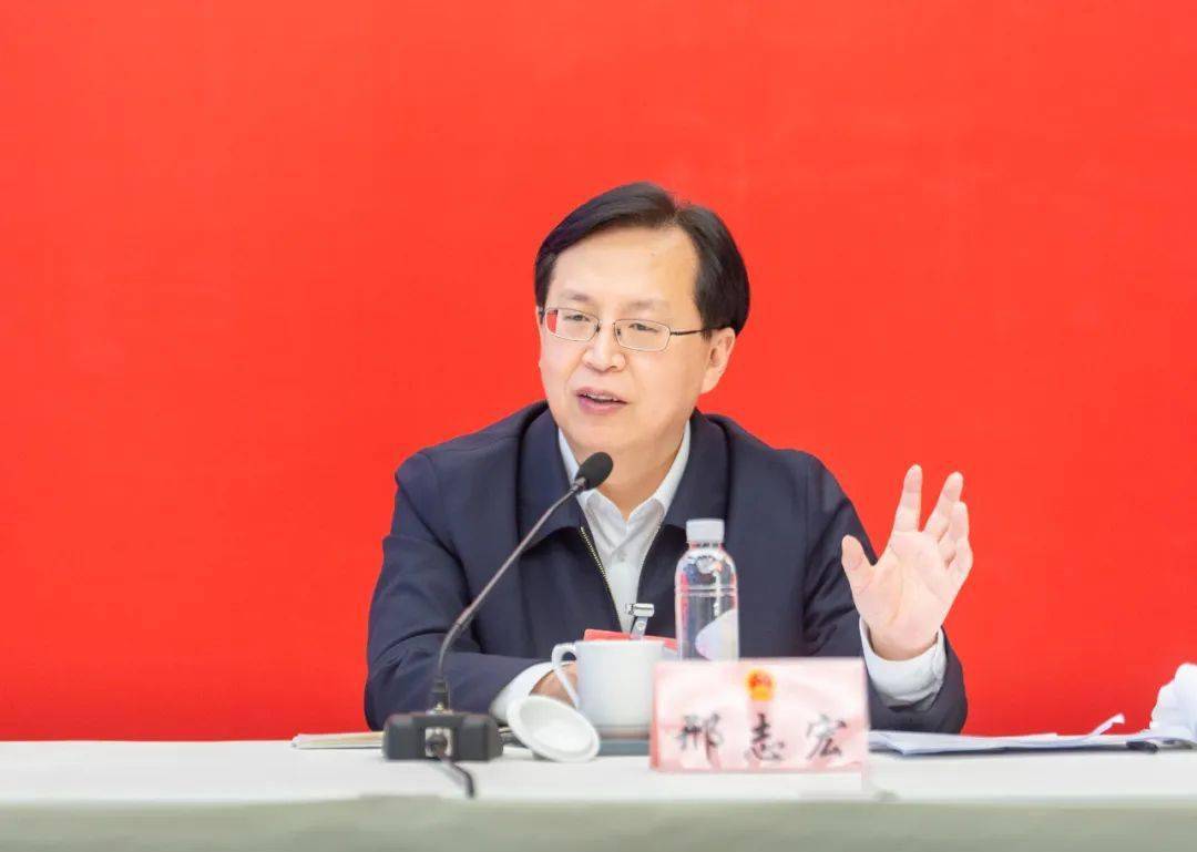 4月9日,市委副书记,市长邢志宏先后到市人代会婺城代表团,浦江代表团