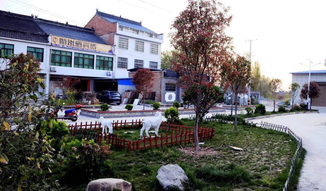 西安市周至县是西安的西大门,菜园子和后花园,清冽甘甜的黑河水滋养着