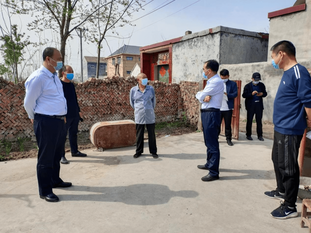 稍岗镇慰问外出务工人员家属真情关爱温暖人心