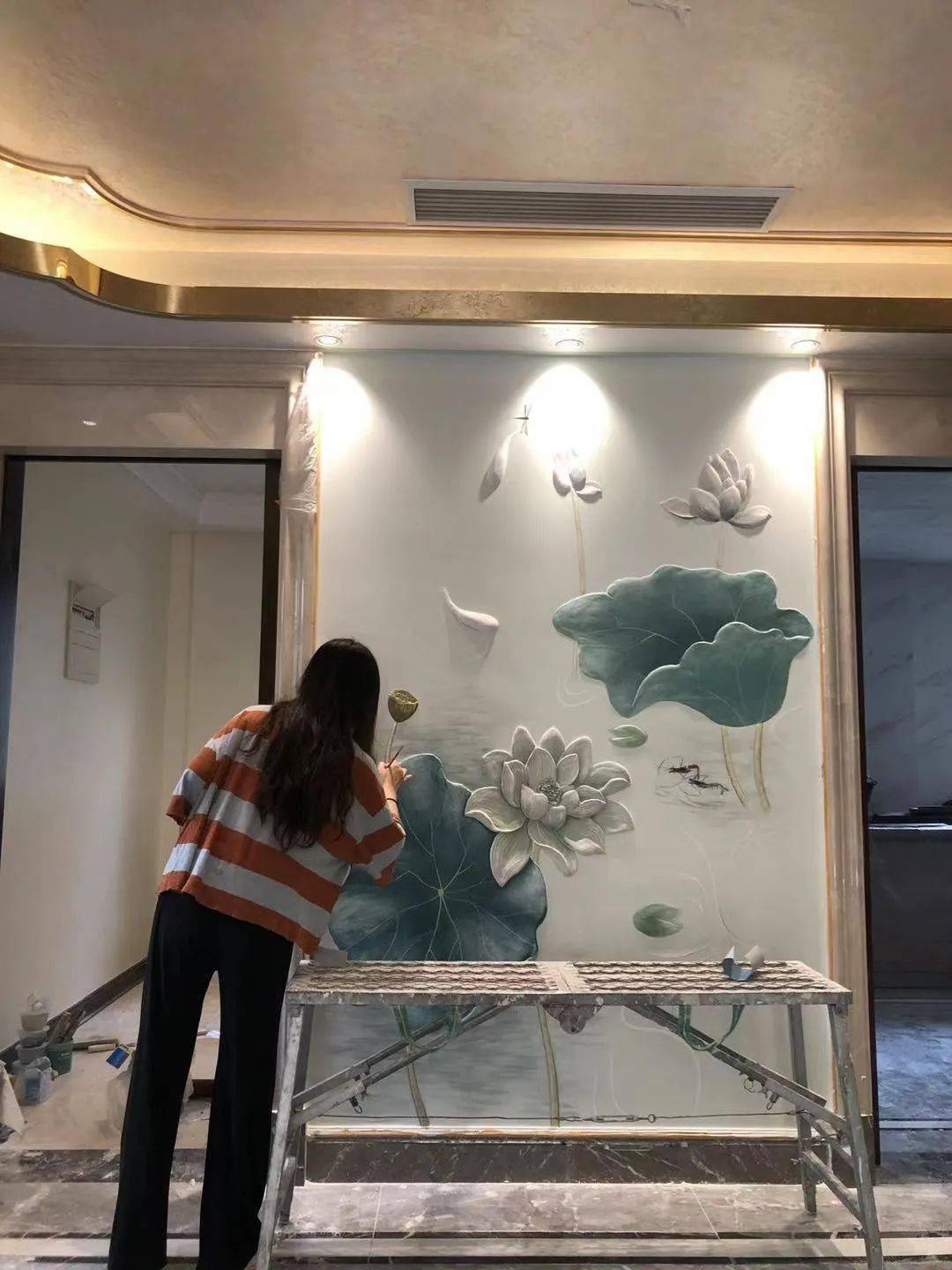 佳佳_壁画_浮雕