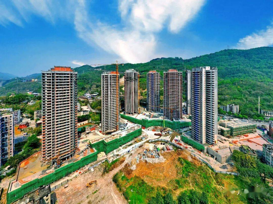 这个项目主体完工,万盛城市品质提升先行区轮廓初显