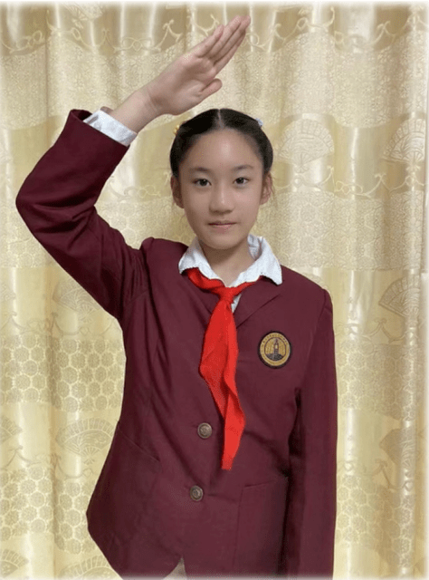 校园新闻云端升旗争做劲草南外仙林分校小学部升旗仪式