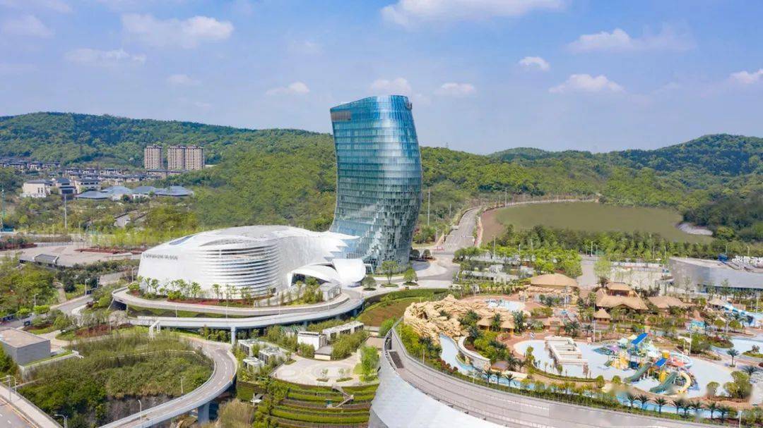 湖南日报要闻版头条:大王山旅游度假区丰富产品供给_长沙_景区_湘江