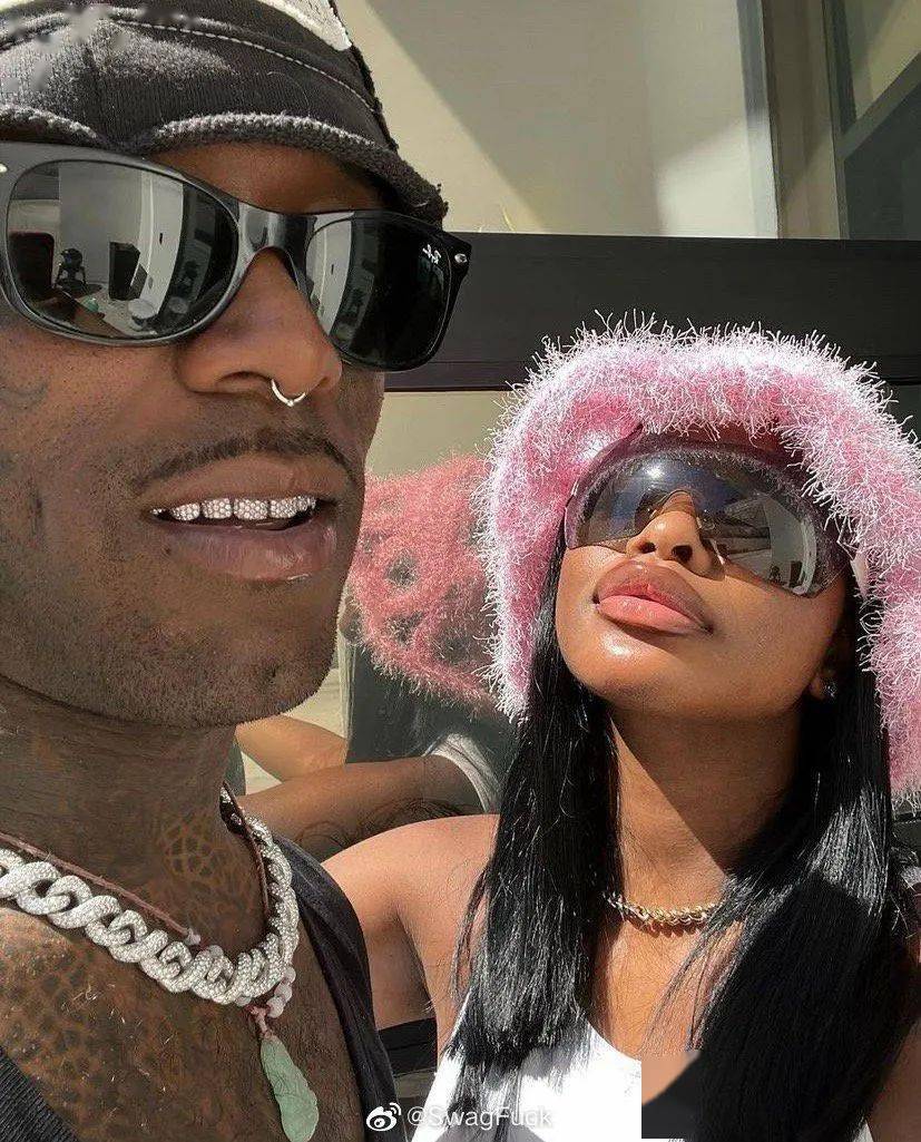 和好了liluzivert分手后又晒出和女友合影