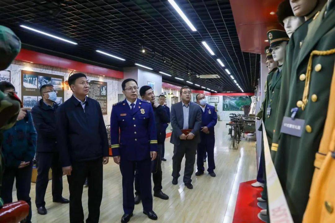 石嘴山市人大常委会主任王建调研消防救援工作