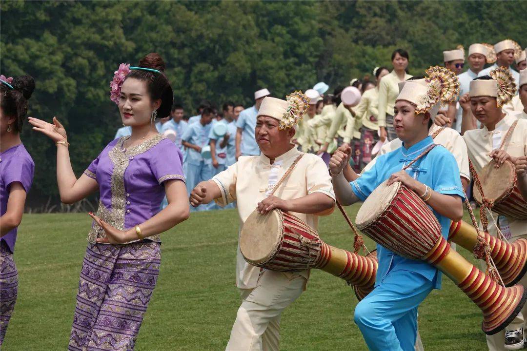 云过泼水节民俗活动精彩呈现