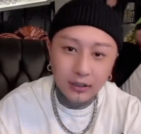 方丈怒喷辛巴给狗道歉都不给你道歉蛋蛋先动的手二子爷还原高迪蛋蛋起