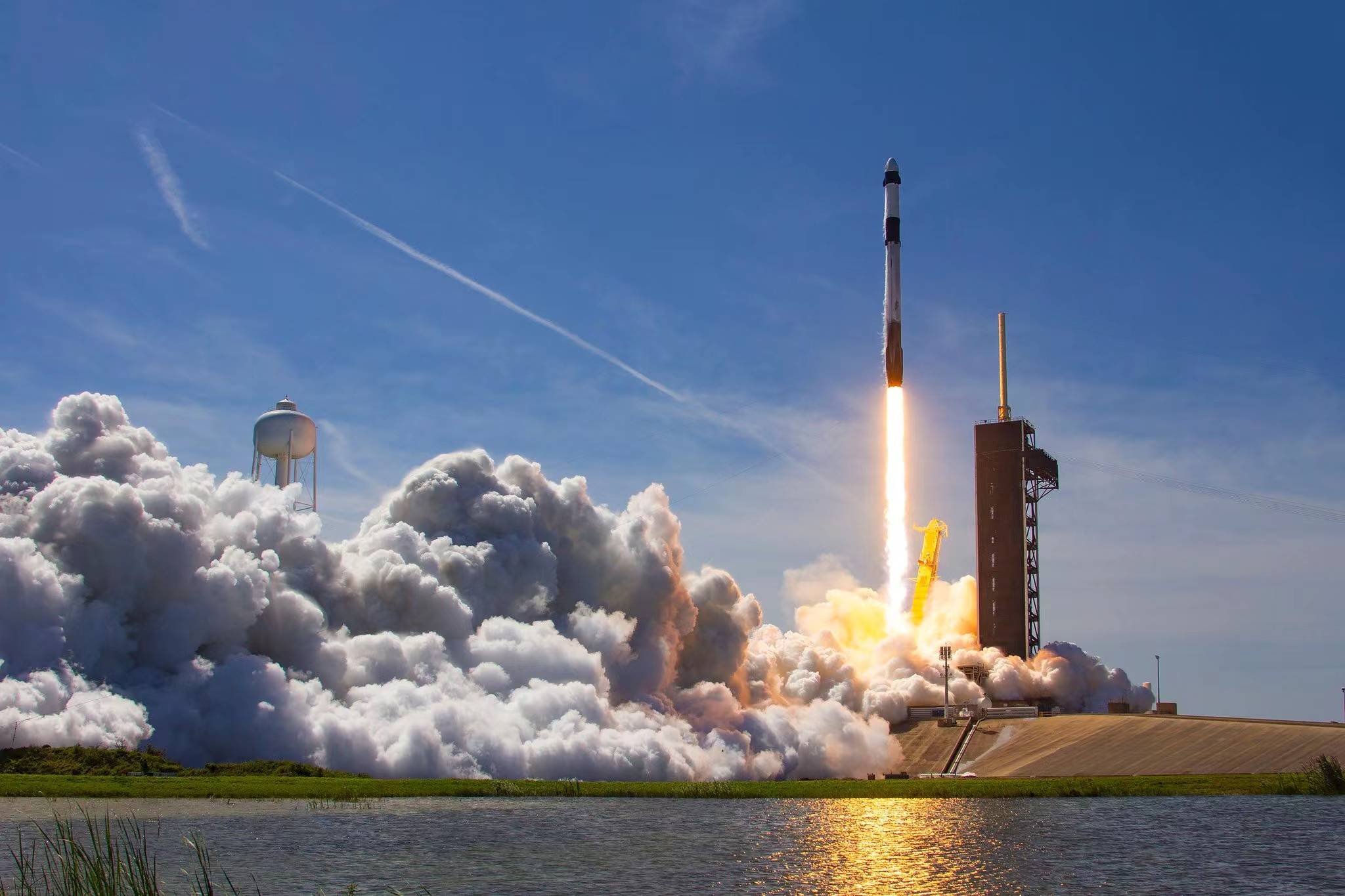 我国的民营商业航天还有很长的路要走_旅行_美国_spacex