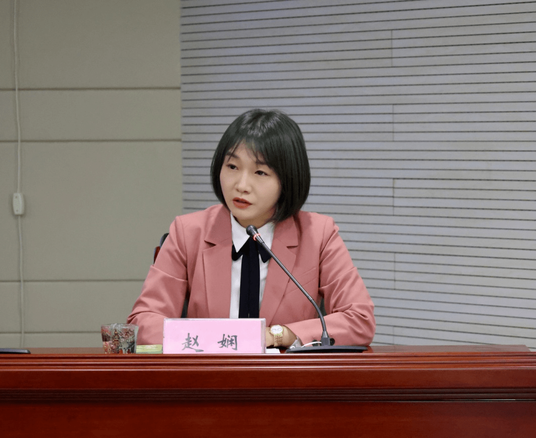 市人社局举行应对疫情保企业稳就业惠民生新闻发布会